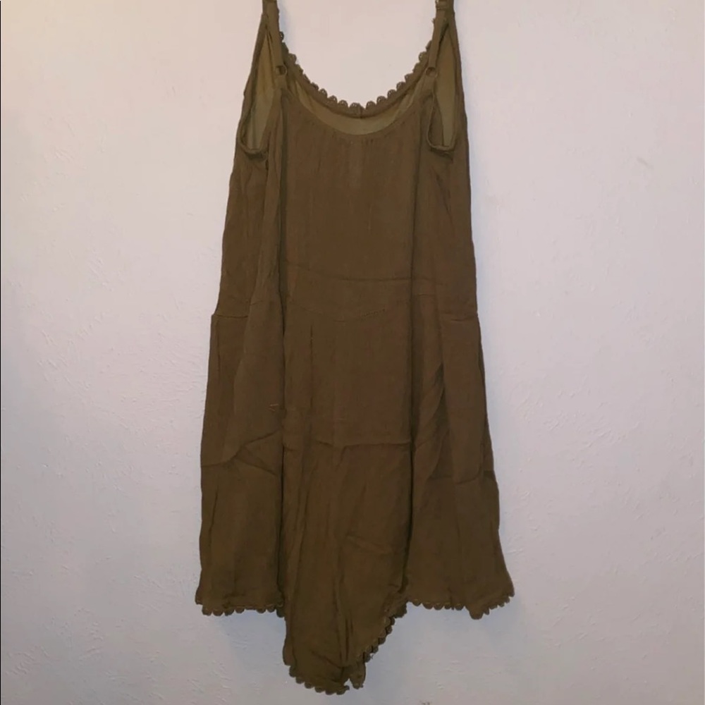 Romper - Picture 3 of 3